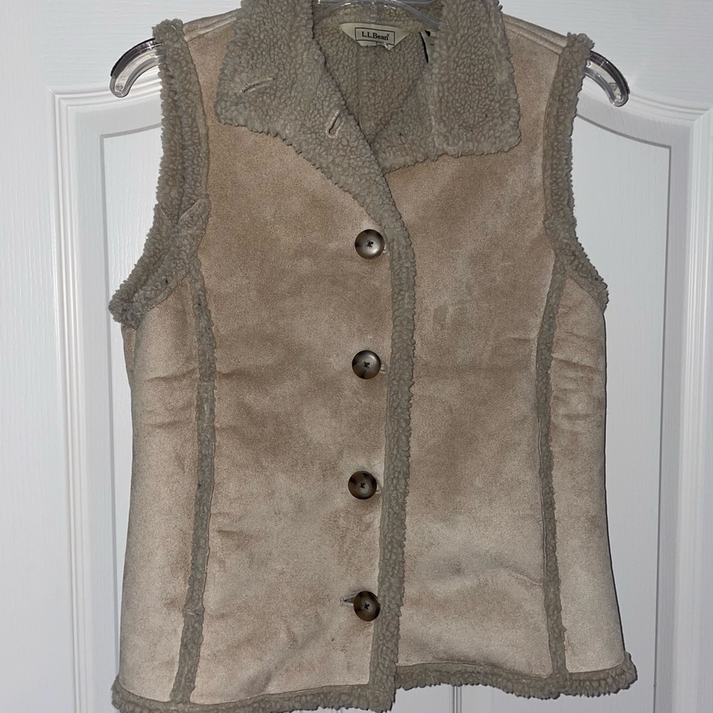 LL Bean vest, size xs
